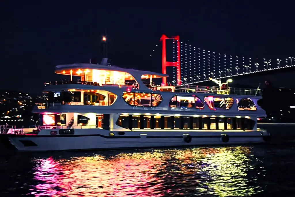 Istanbul New Year's Eve Bosphorus Cruise 2026